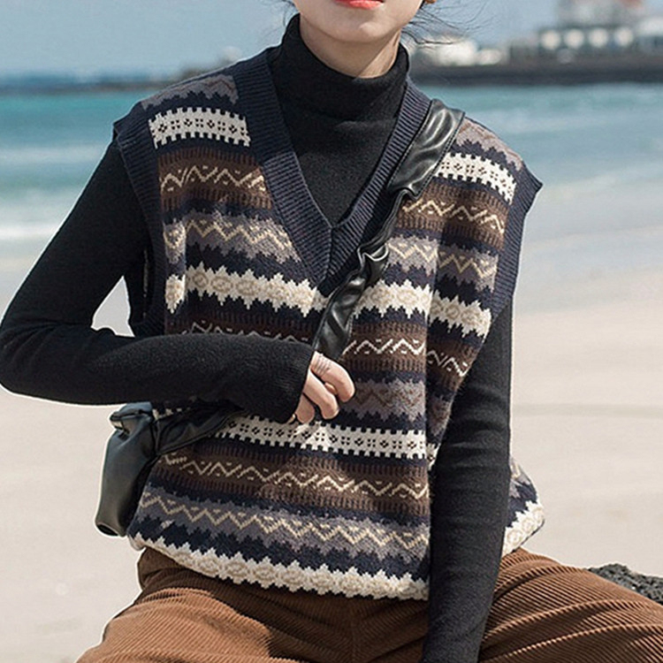 Autumn 2022 new women's sleeveless cardigan, Korean version, loose outer wear, knitted vest, vest short