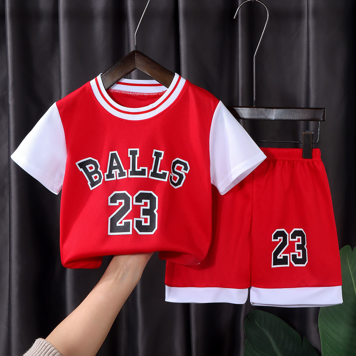 Children's sports suit summer boys' quick drying basketball clothes primary and secondary school girls' short sleeved Summer Shorts two-piece set