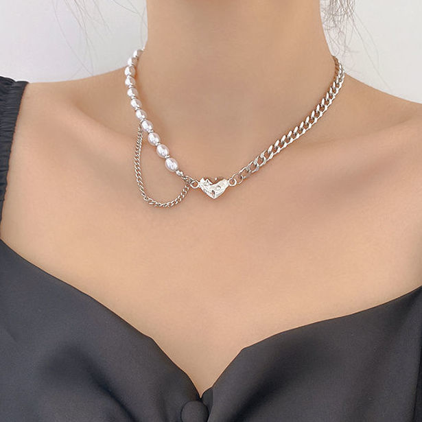 Wu Xin's same splicing love pearl necklace, female 2021 new light luxury niche design collarbone chain neck chain