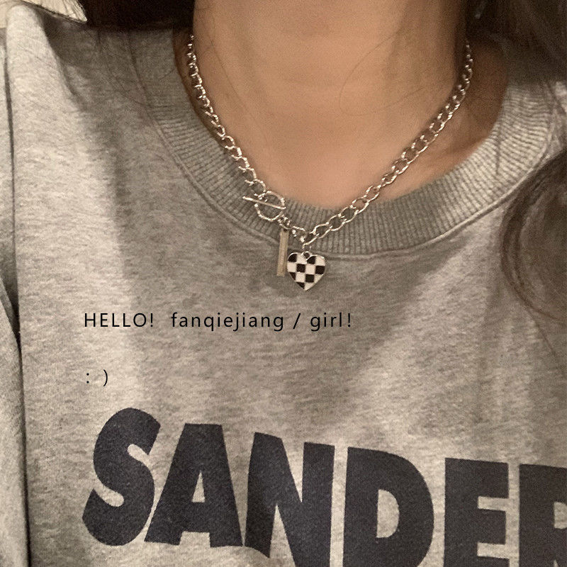 Ot checkerboard lattice love titanium steel necklace 2021 new female clavicle chain niche design sense ins cool style