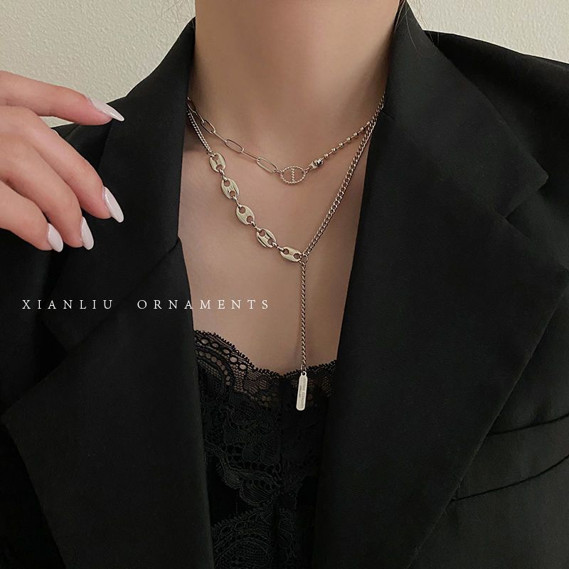 Double layer Necklace light luxury niche ins hip hop cool style accessories 2021 new women's decorative fashion collarbone chain