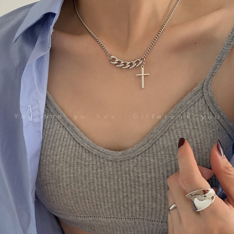 Titanium Steel Cross Necklace ins cool wind punk hip-hop clavicle chain retro short sweater chain simple niche