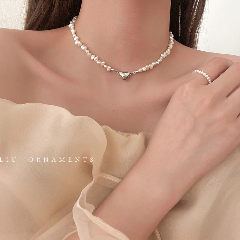 Baroque shaped freshwater pearl necklace women's light luxury niche high-level design sense retro clavicle chain neck chain accessories