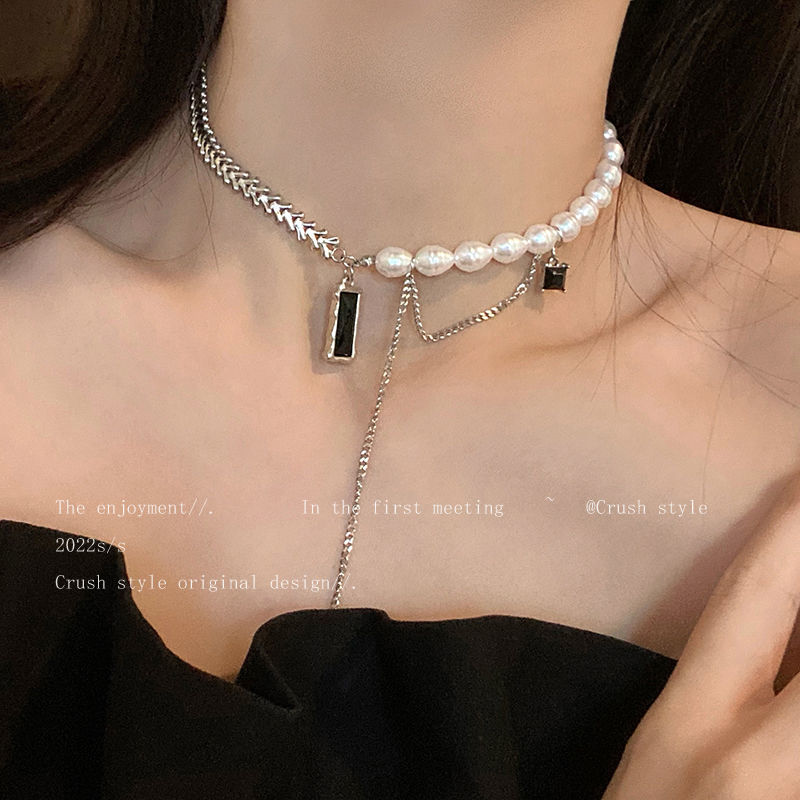 Sweet cool square zircon necklace women's summer light luxury niche design sense high-grade collarbone chain shaped pearl splicing accessories