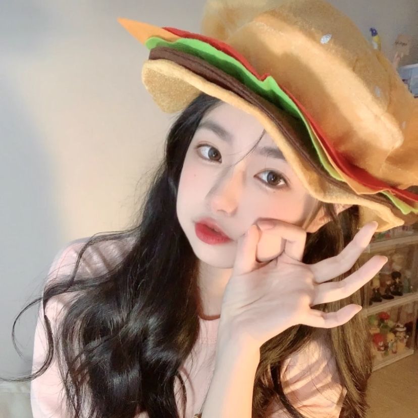 Internet celebrity girl funny cute cartoon Hamburg hat little red book with hat shopping mall activity performance stage hat