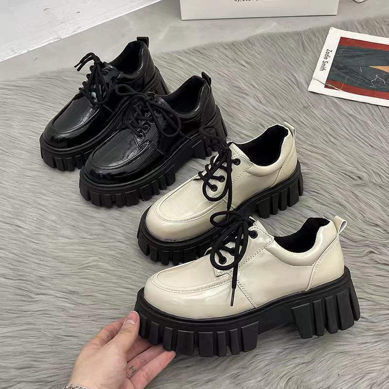 Spring 2022 New Vintage small leather shoes women's thick soled lace up net red super hot fashion versatile British style single shoes