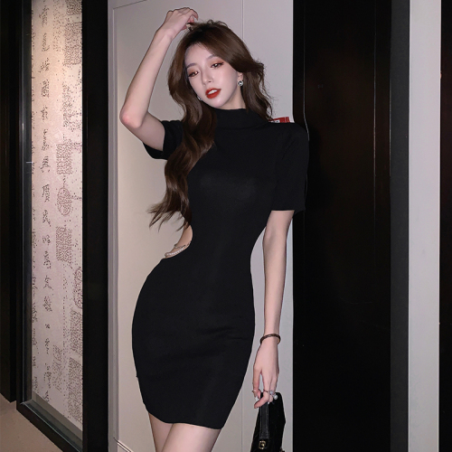 Real shot sexy hot girl waist open knit dress French style niche slim temperament hip wrapped small black skirt woman