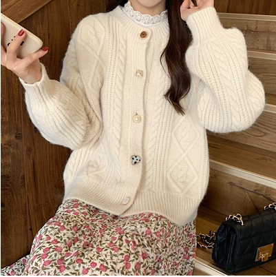 Spring and autumn 2022 new knitted cardigan jacket loose sweater women's lazy retro top