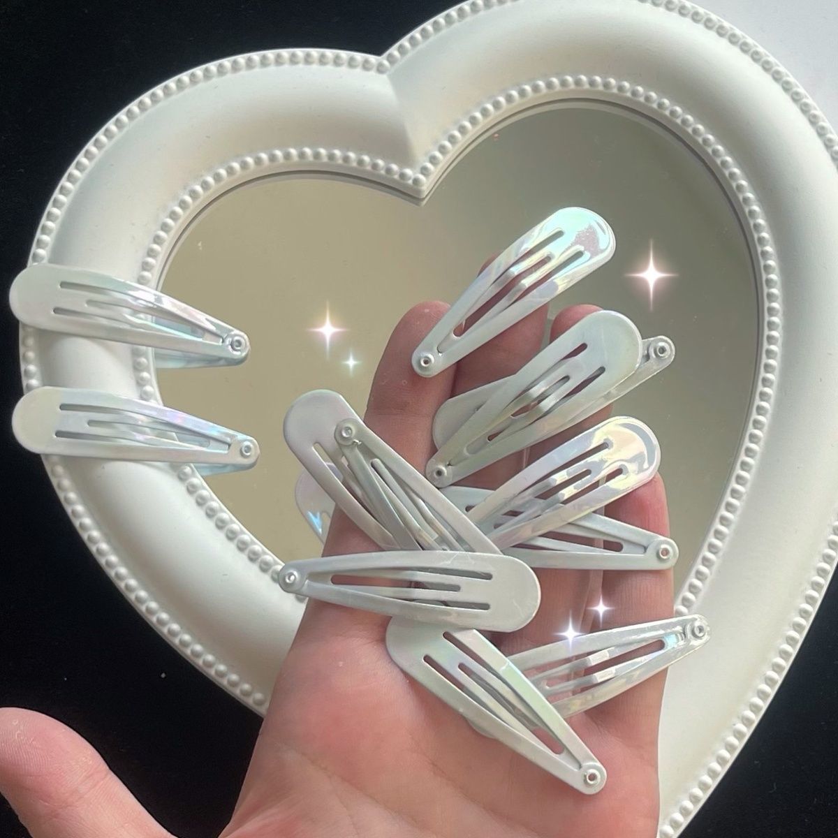 New aurora white BB clip laser colorful hair clip simple girlish heart Japanese and Korean bangs edge clip niche daily hair accessories