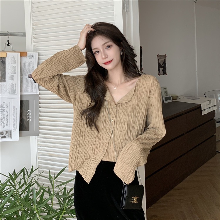 2022 Korean version is thin, versatile, trendy, niche, chic, retro pleated long sleeved shirt, sweet, loose cardigan, blouse, female