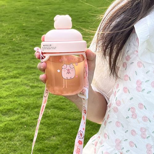 Pig water cup ins wind super high appearance cute girl heart high temperature resistant straw cup student portable handy cup