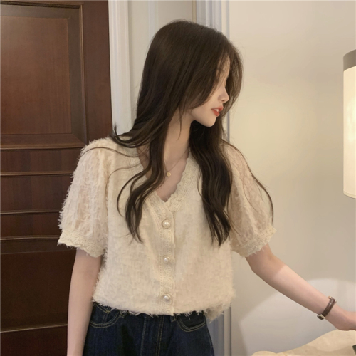 Real price apricot temperament V-neck gentle lace pearl button shirt vintage loose short sleeved top