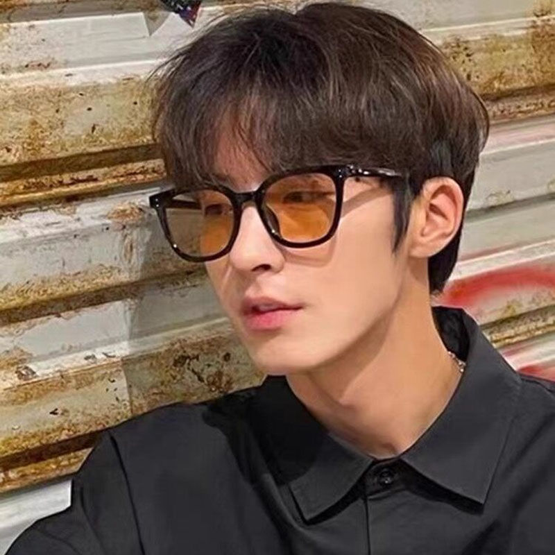 2022 new square simple thick frame sunglasses Tan Yellow semi transparent men's and women's fashion RETRO SUNGLASSES with myopia