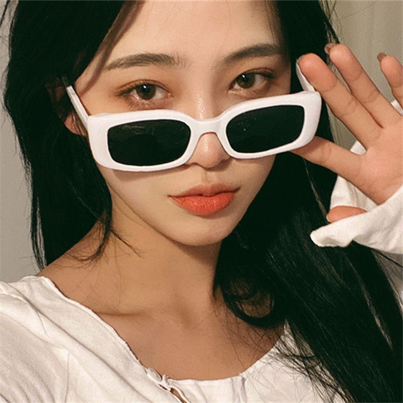 Europe and the United States ins small face sunglasses, Spice Girls small frame RETRO SUNGLASSES street shot Korean version trend 2021 new online red glasses