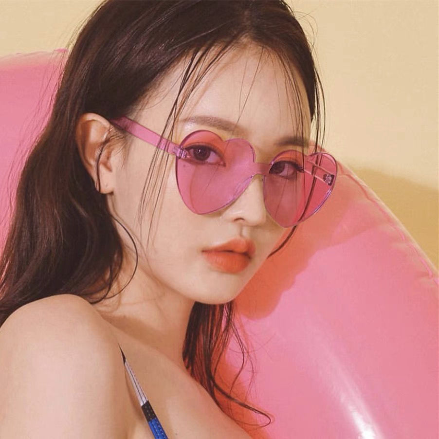 Jenny's same sunglasses, women's ins pink love glasses, spice girls, retro, WindNet red, funny heart-shaped Sunglasses