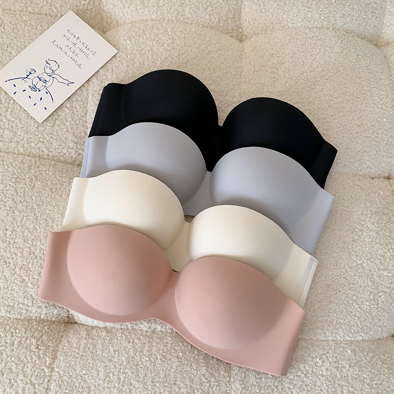 Real photos without reduction of strapless underwear, small breasts gathered, non slip, one piece traceless bra, invisible bra