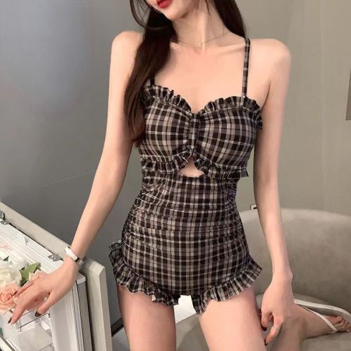 Swimsuit women's summer  new Korean conservative Japanese one-piece briefs cover meat and show thin sexy hot spring bikini