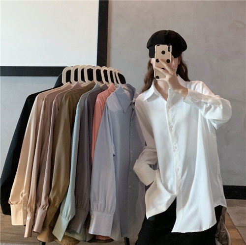 Real auction, real price, niche Lapel slim fitting shirt, women's loose chic, versatile solid color long sleeved cardigan