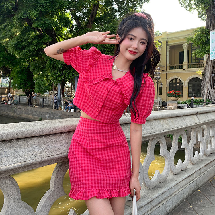 Spring and summer 2022 new slim fit slim fashion lattice doll collar white short style temperament short sleeve shirt female student