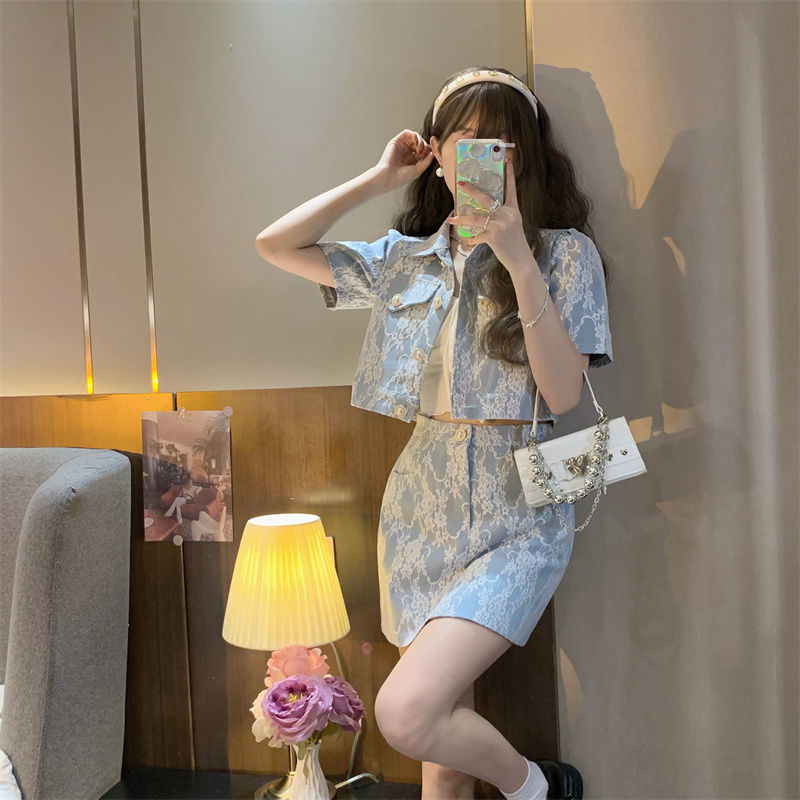 Sweet and spicy design sense denim fashion suit women's spring and summer new French retro short fried Street short sleeved shirt top