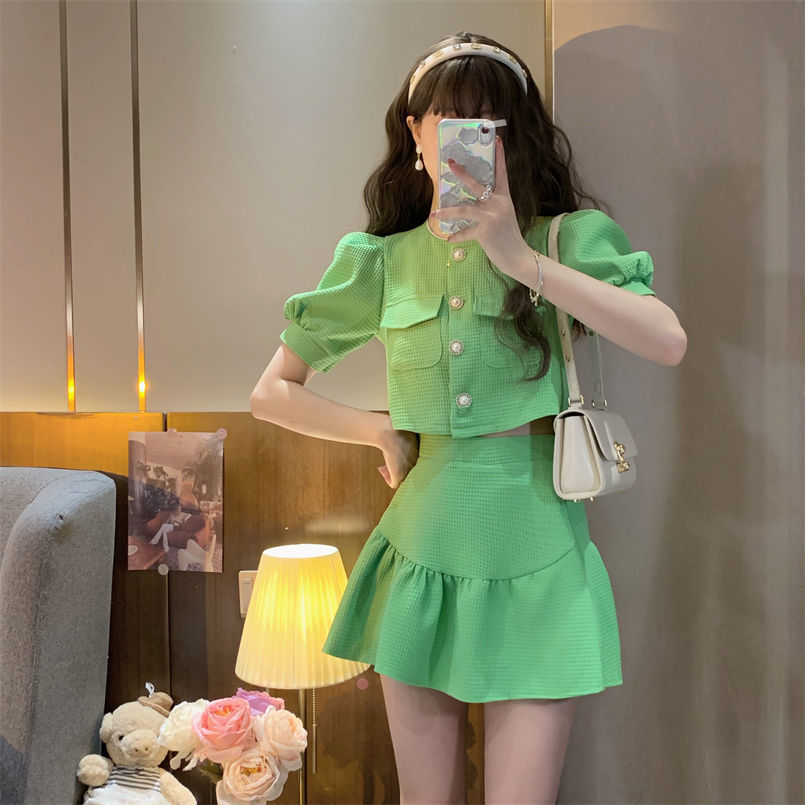 Bubble sleeve shirt women's spring and summer 2022 new style small fragrance short style foreign style design sense lattice short sleeve cardigan top