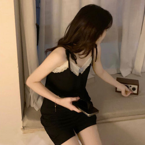 Lace suspenders, shorts, pajamas, two-piece set, spring and summer Korean version 2022 New Cute age reduction casual home clothes, women's wear