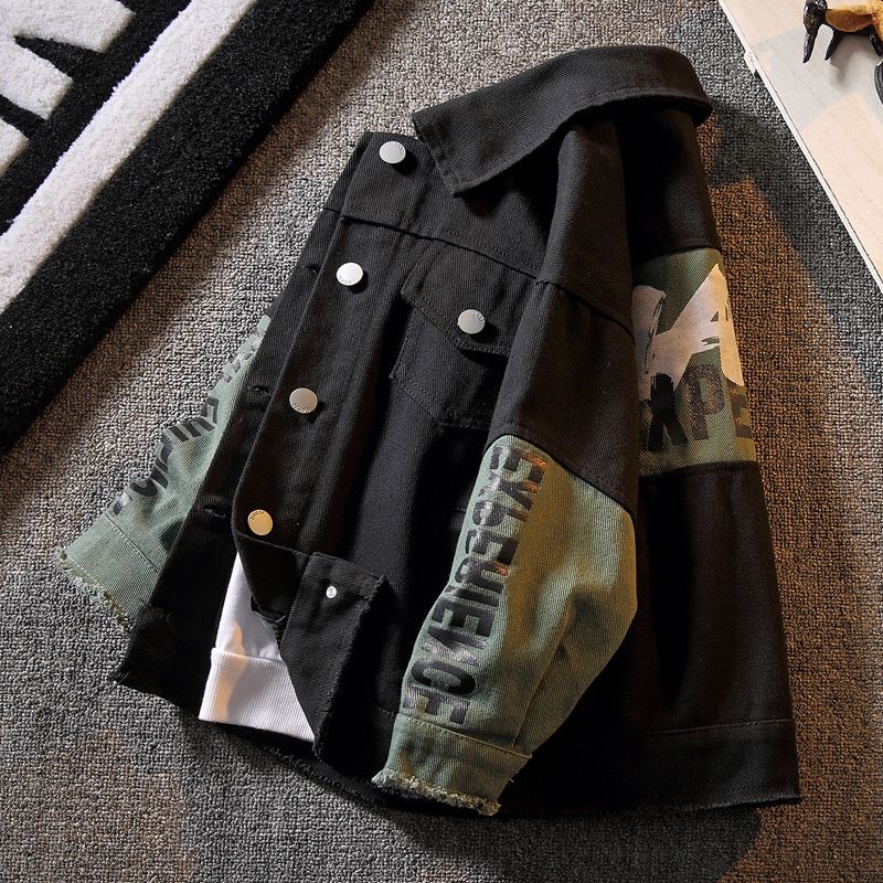 Children's wear boys' spring and autumn new coat 2022 middle and large children's splicing spring and autumn coat boys' extra fashion