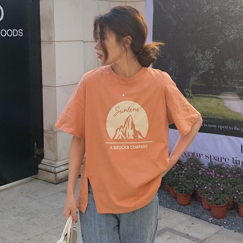 Spring and summer short-sleeved T-shirt women's 2022 new loose large size printing design sense slit mid-length round neck top