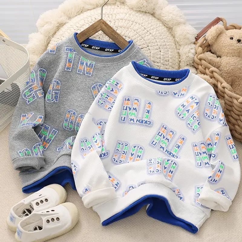 Boys' sweatshirts, big boys' 2022 new spring and autumn children's clothing, foreign boys' tops, round neck bottoming shirts, fashion
