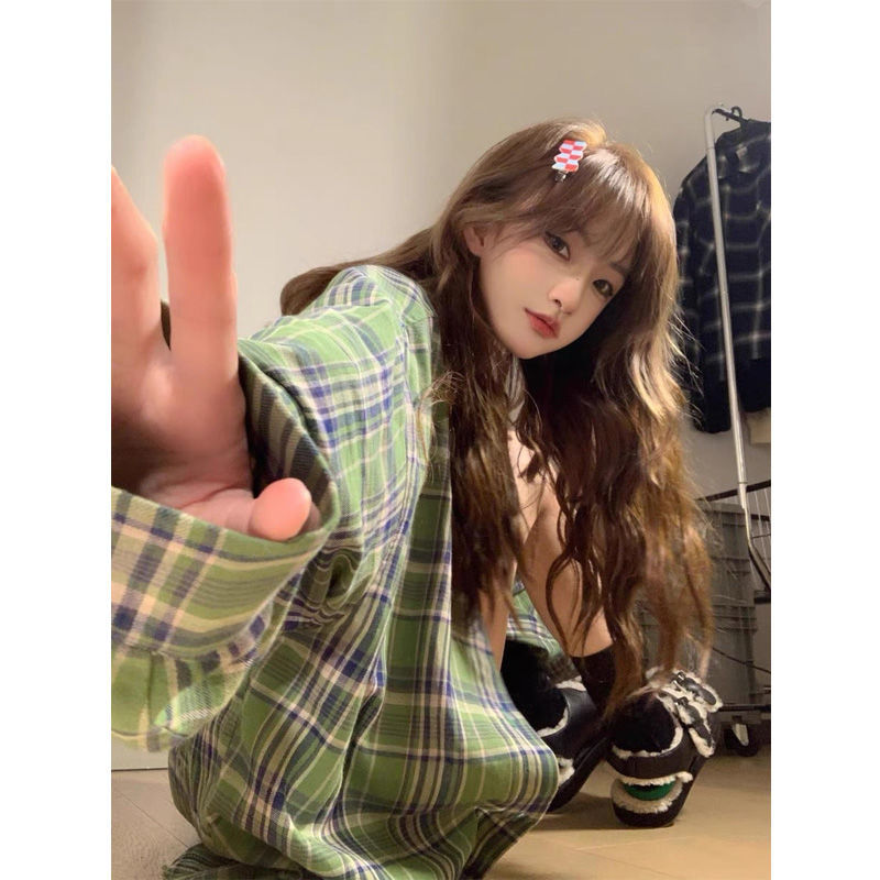 Retro green plaid shirt women's spring and autumn 2022 new all-match loose Harajuku college style long-sleeved top