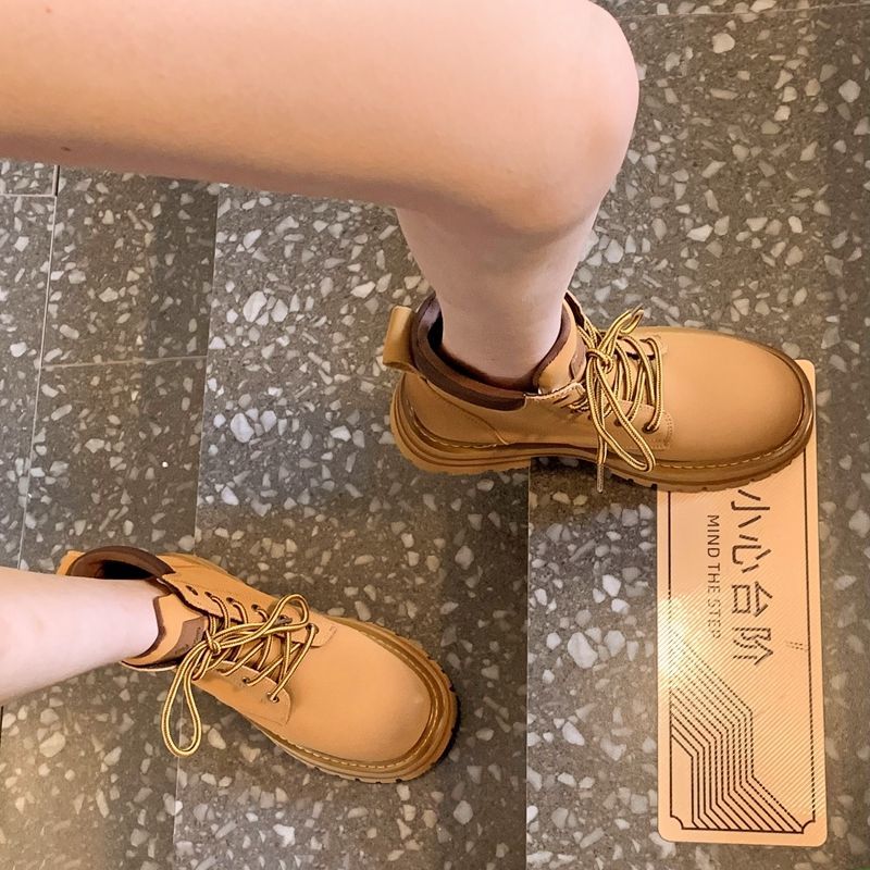 Martin boots 2022 new women's summer all-match retro thick heel kick rhubarb boots British style short boots summer