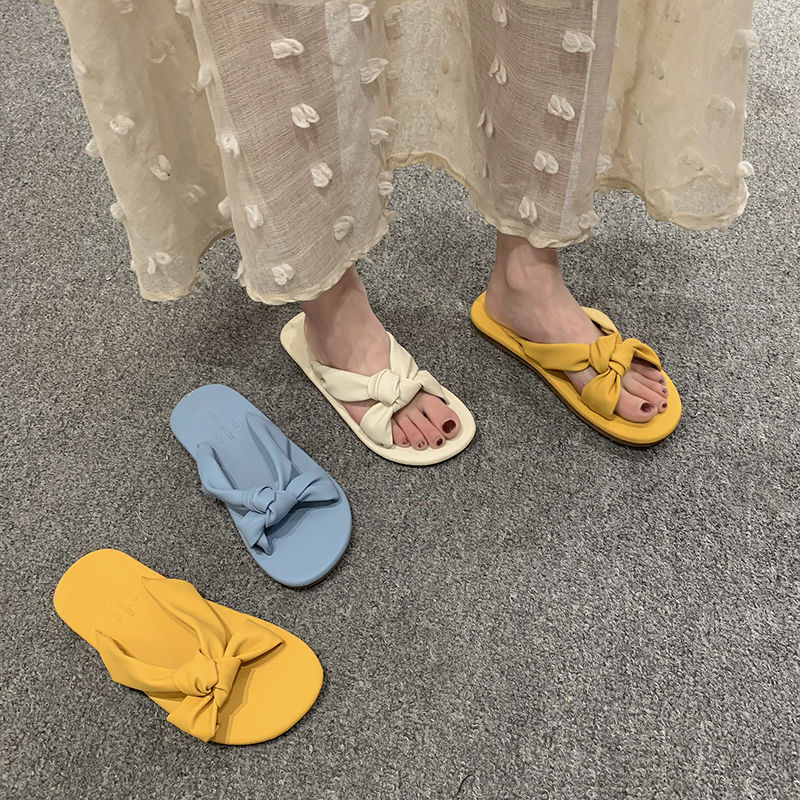 2021 new slippers women's summer wear fashion all-match flat bottom students sexy and thin ins tide one word sandals and slippers