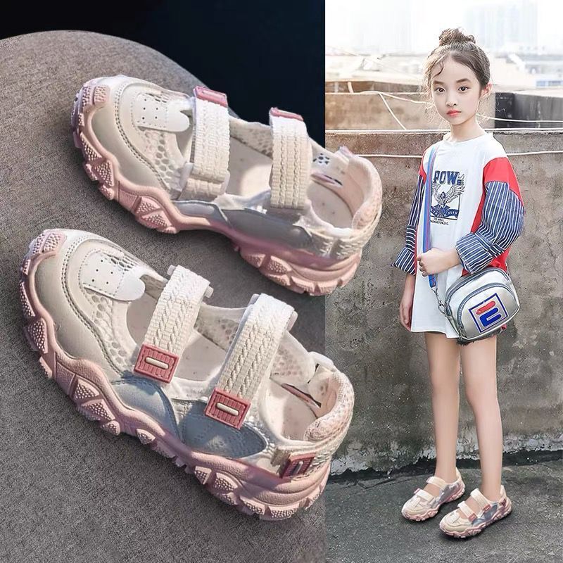 Girls sandals 2022 new summer hollow Baotou princess middle-aged children's soft bottom non-slip children's sports girl shoes