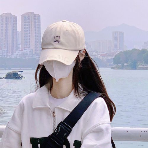 Baseball hat female spring and autumn Korean version student couple wild cute bear embroidery summer sunshade peaked cap tide
