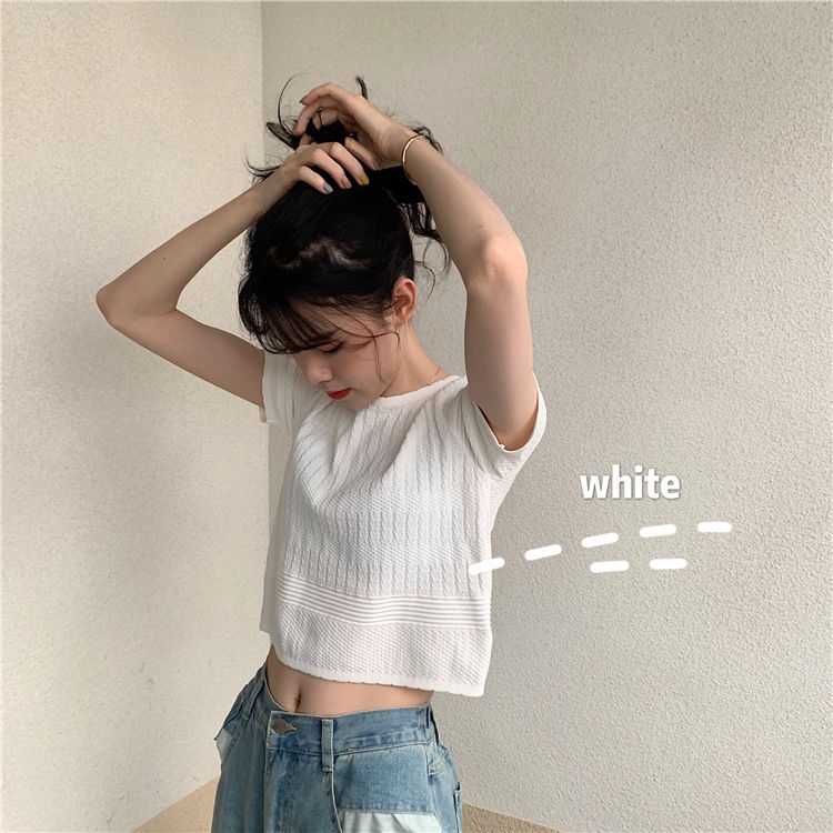 Clothes women's 2022 summer new Korean version of the net red self-cultivation foreign style knitted short-sleeved T-shirt short bottoming shirt top