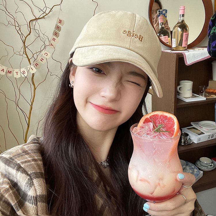 Hat female peaked cap 2022 new ins Korean version of the wild three-dimensional baseball cap spring and summer sunscreen sun hat tide