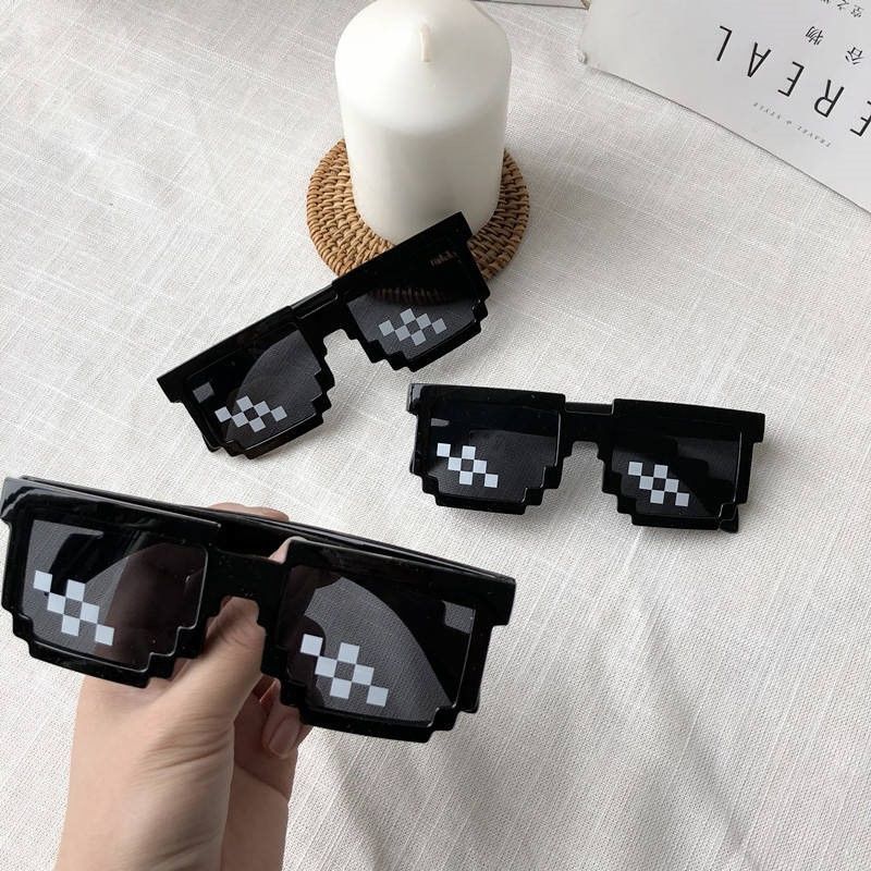 Mosaic glasses props big brother two-dimensional social people pixel spoof best man funny vibrato mosaic sunglasses