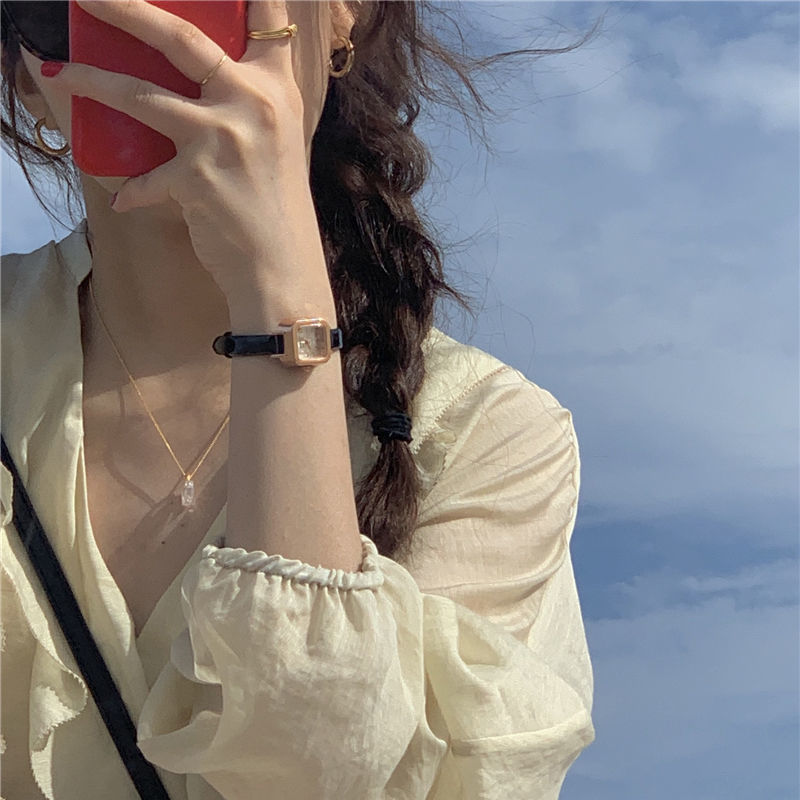 Watch women's square milk small sugar cube retro light luxury simple temperament leather strap small temperament student watch