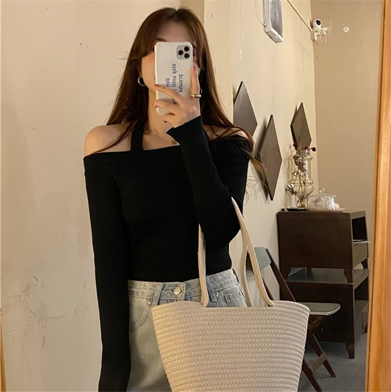 Real shooting real price Autumn Korean halter two wears small sexy design knitted sweater women's slim bottoming shirt sweater