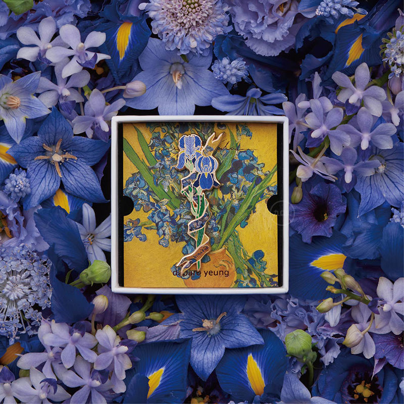 Creative Van Gogh oil painting iris sunflower brooch ins personality plant badge pin bag clothes decoration