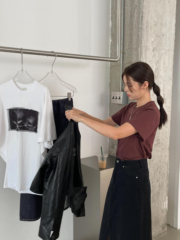 【CLEAN SPACE】Simple solid color all-match round neck short-sleeved T-shirt 33226# CQW