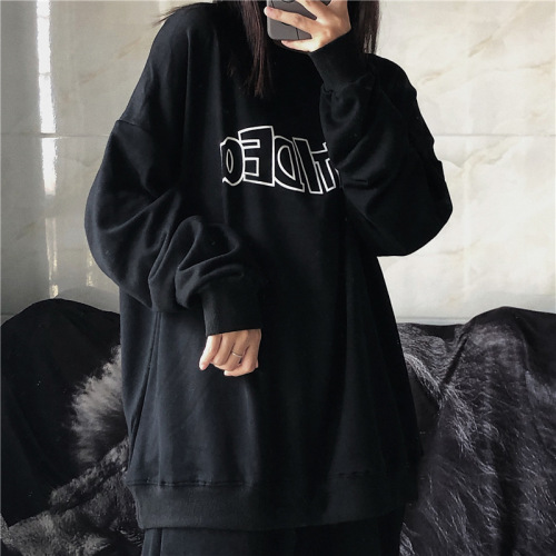 2022 autumn new loose letter printing round neck long-sleeved sweater female student thin coat clothes women