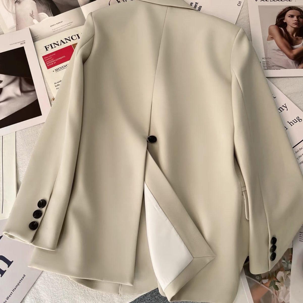 Niche Korean version fashion light khaki suit jacket women 2022 autumn net red fried street high-end casual suit women
