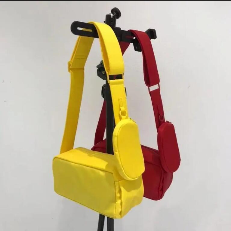 Three-dimensional small square bag female pillow bag broadband messenger bag sweet and cool simple street style ins Korean version 2022 new trend