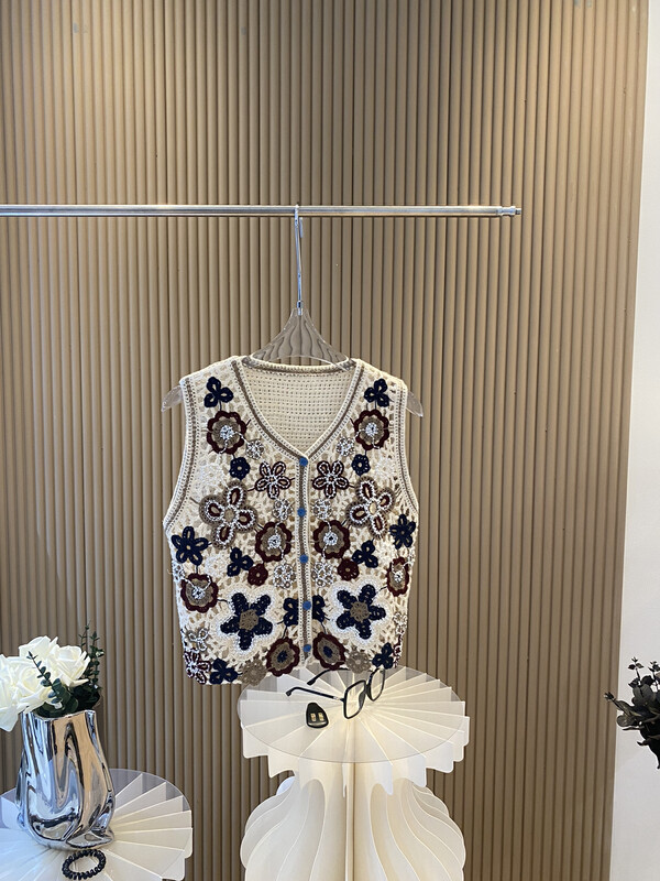[FEI MAO] Embroidered Japanese retro Hong Kong style design niche top vest Z-4630
