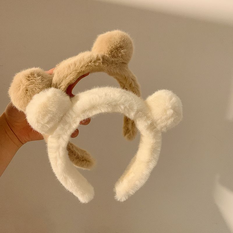 Cute Japanese bear ears plush headband female autumn and winter white hair wash face special non-slip net red wide headband