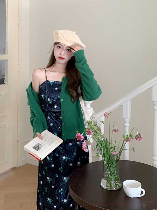 New in autumn! [Timely rain] Korean style ins retro temperament all-match cardigan sweater jacket + velvet floral suspender dress suit A11175# WPL