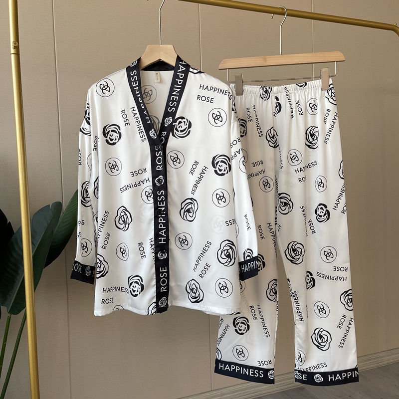 Pajamas suit autumn women's ice silk long-sleeved 2022 new net red high-end spring and autumn thin section simulation silk home clothes