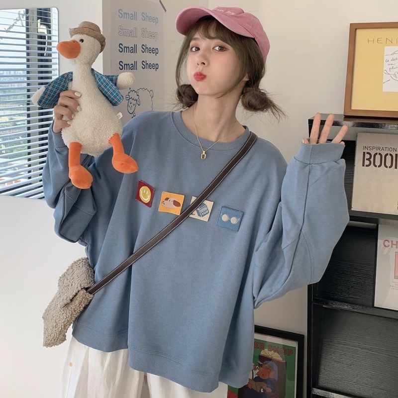 ins super hot cec sweater women's 2022 spring and autumn thin section loose Korean version bf lazy wind early autumn small top trendy