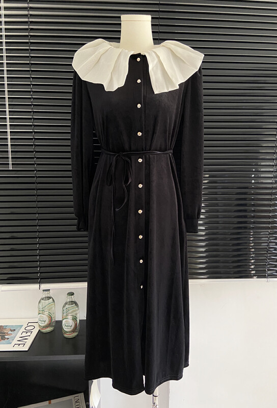 Autumn is new!【L.L STUDIO】French dress with lotus leaf collar velvet (with waist rope) 78115# PCZ